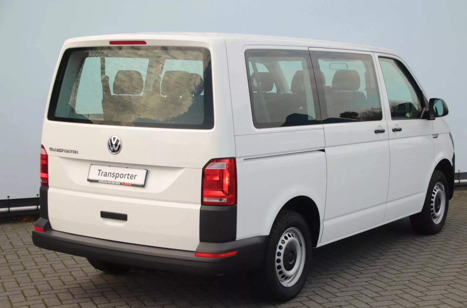P18 VW Transporter (9-peroons) 3 kopie